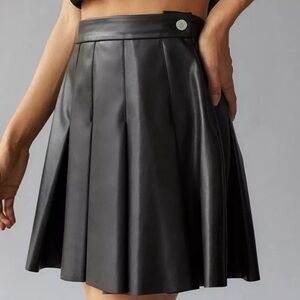 WeWoreWhat High Rise Vegan Leather Pleated Skirt in Black